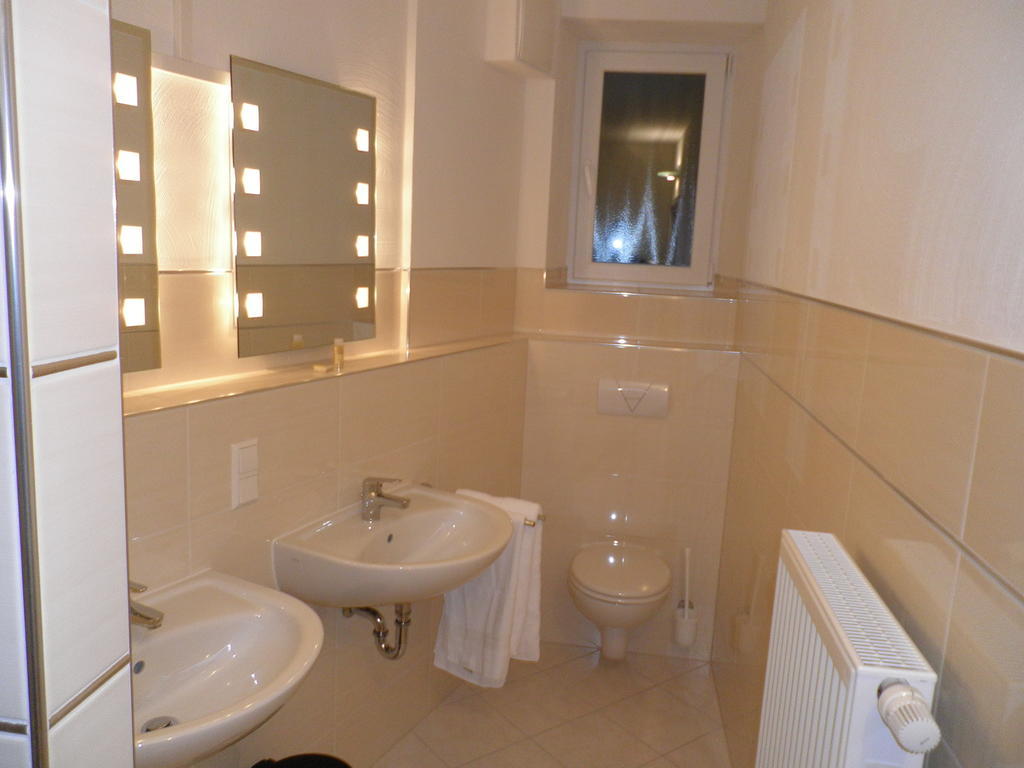 Astra Hotel Kaiserslautern Quarto foto