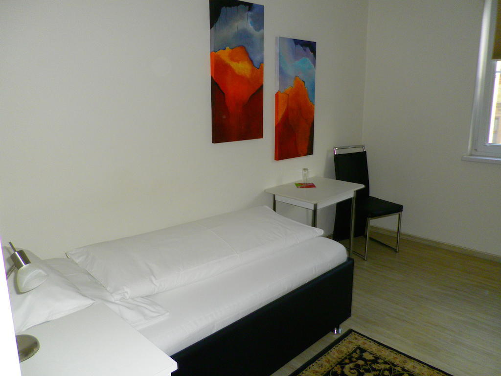 Astra Hotel Kaiserslautern Quarto foto